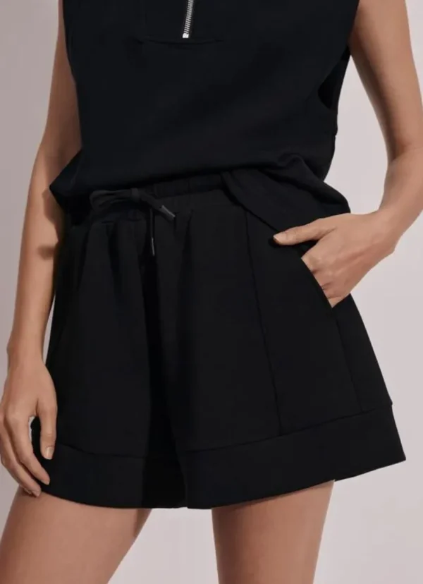 Discount Varley Atrium High-Rise Short 4.5" Black