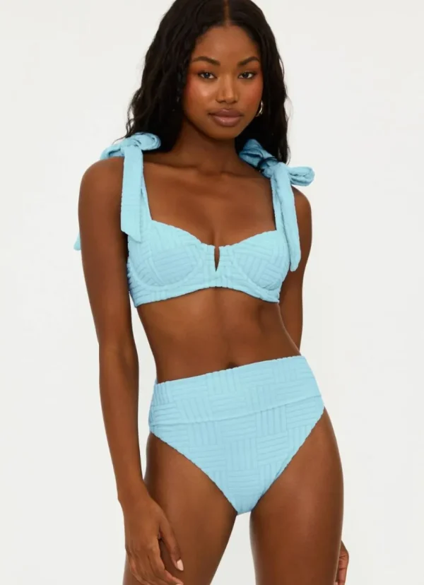 Hot BEACH RIOT Blair Top Blueberry Ice