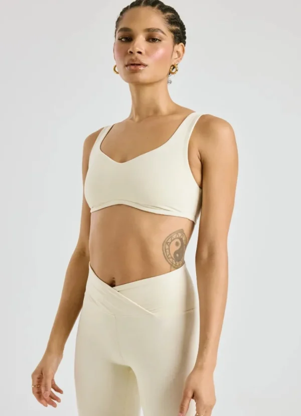 Clearance YEAR OF OURS Isadora Bra Ivory